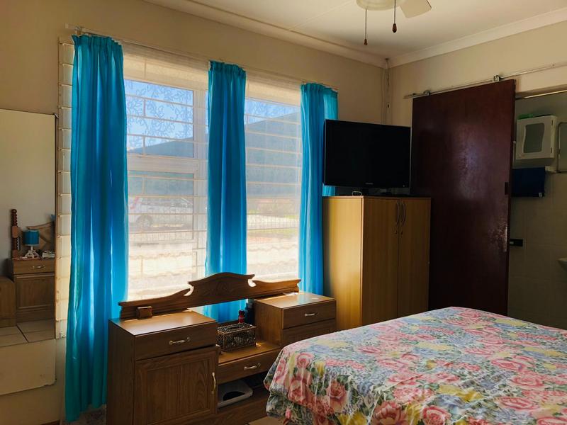 2 Bedroom Property for Sale in De Kelders Western Cape